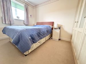 Photo 11- click for photo gallery